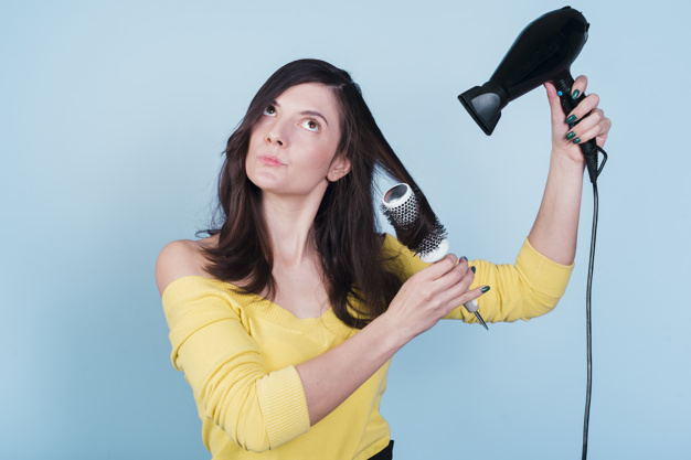 วิธีบำรุงผมแห้งเสียชี้ฟู