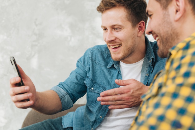 รากผมฝ่อ