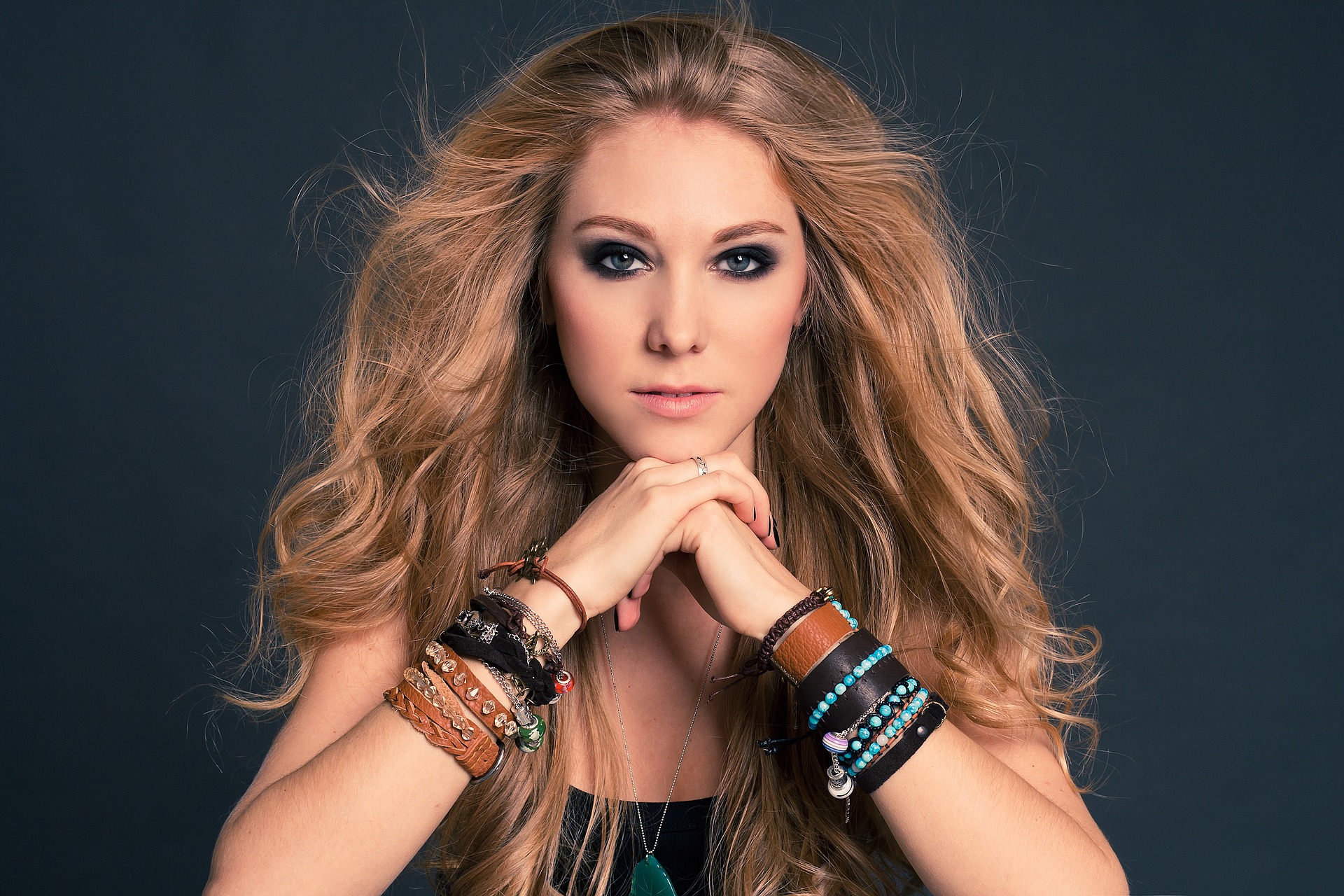 ผมร่วงเยอะในวัย30+ไม่ต้องกังวลไปนะสาวๆ เพราะช่างตัดผมจะมาบอกวิธีรับมือเอง!