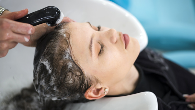 สระผมตอนไหนดี