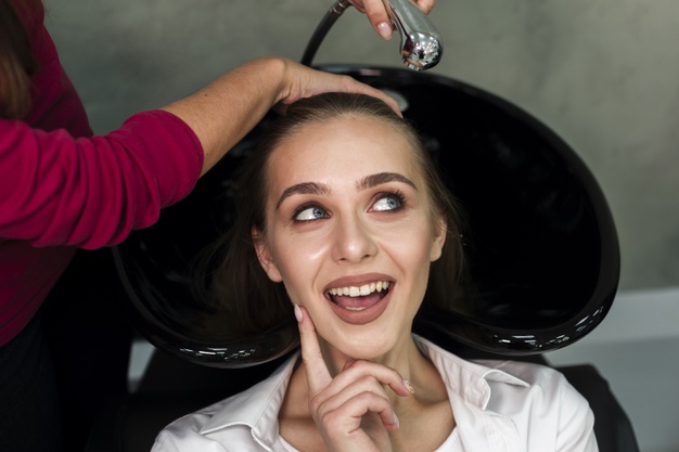 สระผมตอนไหนดี ต่อผมรังสิต